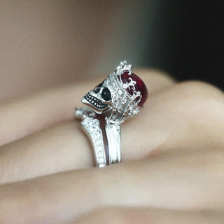 Punk Skull Red Stone Claw Ring Set