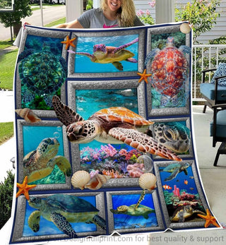 Gift For Turtle Lover Turtle In Blue Ocean Sherpa Blanket HG