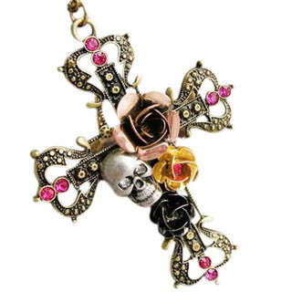 Magnificent Crystal Skull Pendant Necklace